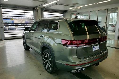 2025 Volkswagen Atlas 2.0T SEL Premium R-Line