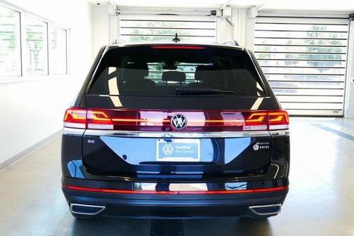 2024 Volkswagen Atlas 2.0T SE
