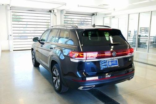 2024 Volkswagen Atlas 2.0T SE