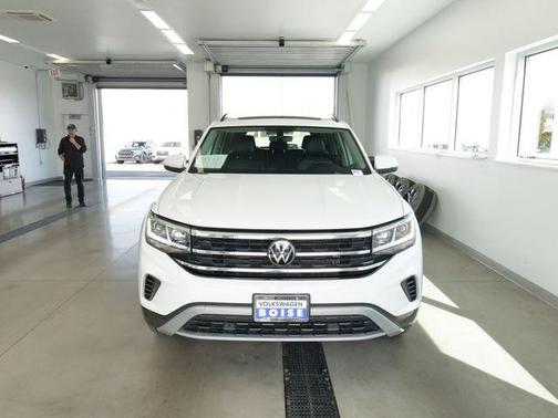 2023 Volkswagen Atlas 2.0T SE