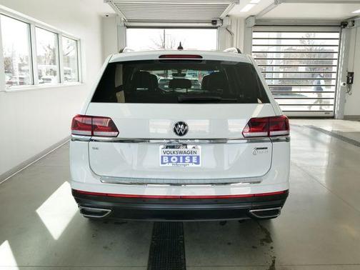 2023 Volkswagen Atlas 2.0T SE