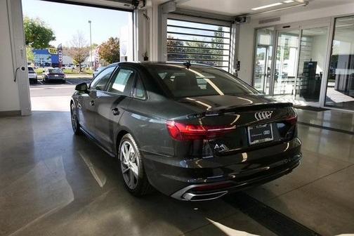 2025 Audi A4 45 S line quattro Premium