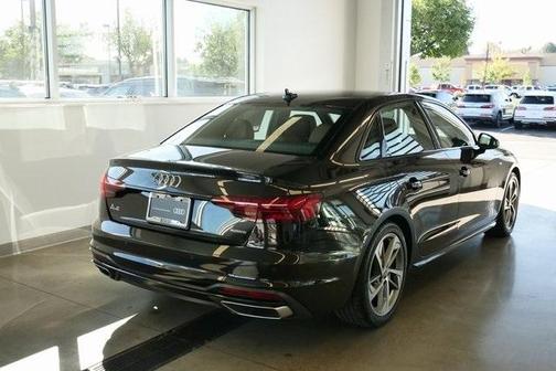 2025 Audi A4 45 S line quattro Premium