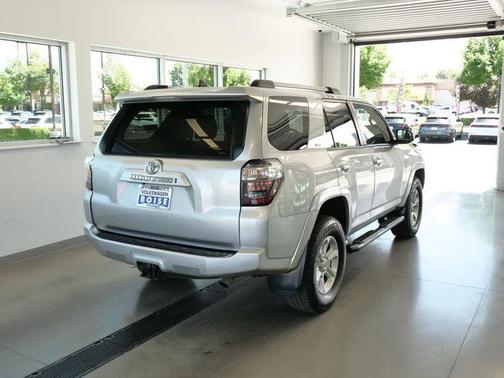 Classic Silver Metallic 2021 Toyota 4Runner SR5 Premium