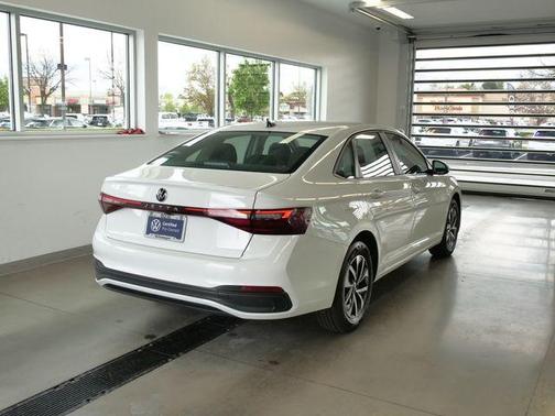 Pure White 2025 Volkswagen Jetta 1.5T S