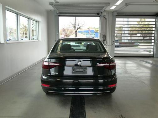 Black 2021 Volkswagen Jetta 1.4T S