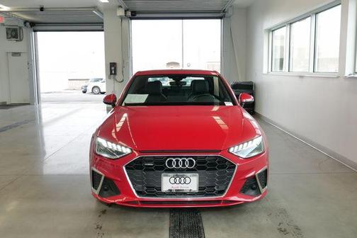 2024 Audi A4 45 S line quattro Premium