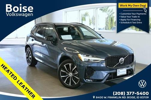 2024 Volvo XC60 B5 Plus Dark Theme