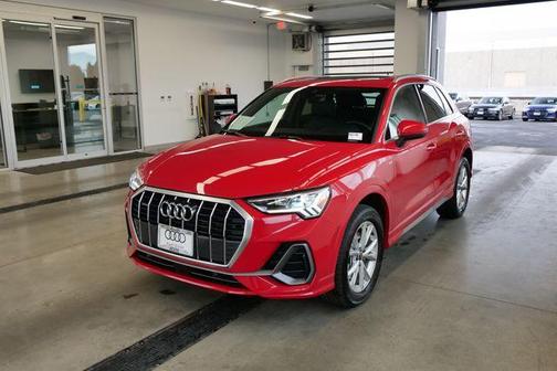 2025 Audi Q3 45 S line Premium