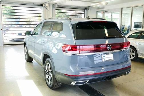 2025 Volkswagen Atlas 2.0T SE