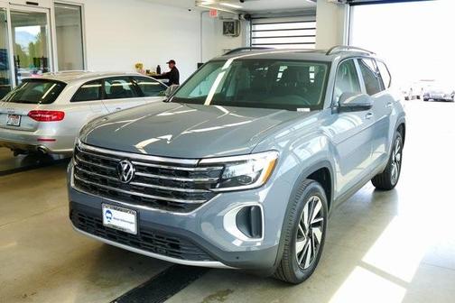2025 Volkswagen Atlas 2.0T SE