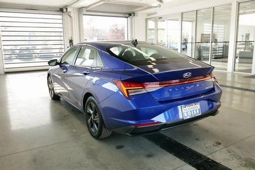 2023 Hyundai ELANTRA HEV Blue