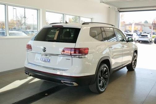 2023 Volkswagen Atlas 2.0T SE