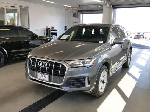 2021 Audi Q7 45 Premium