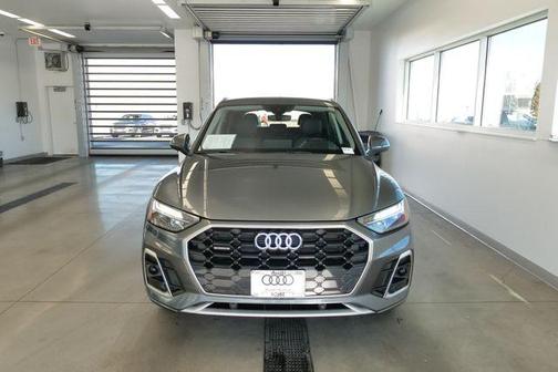 2023 Audi Q5 45 S line quattro Premium