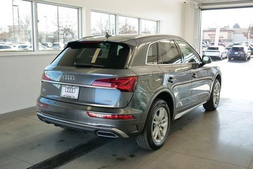 2023 Audi Q5 45 S line quattro Premium