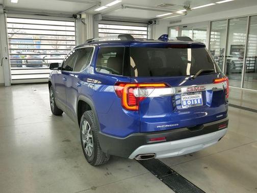 Ultra Blue Metallic 2023 GMC Acadia SLE