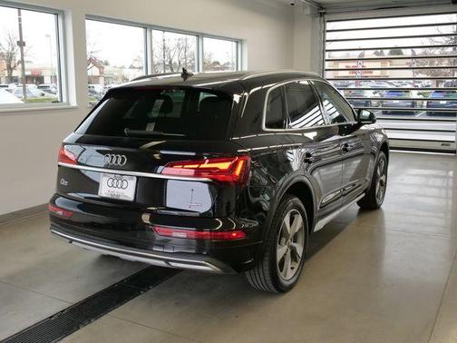 2023 Audi Q5 40 Premium