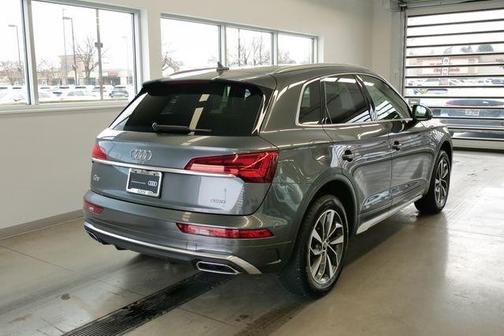 2025 Audi Q5 45 S line quattro Premium