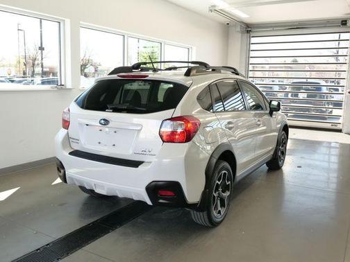 Satin White Pearl 2014 Subaru XV Crosstrek 2.0i Limited