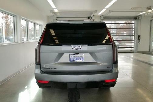 2023 Cadillac Escalade ESV Sport Platinum