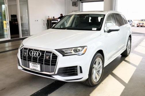 2022 Audi Q7 55 Premium Plus