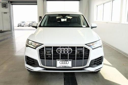 2022 Audi Q7 55 Premium Plus