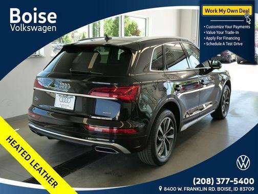Mythos Black Metallic 2022 Audi Q5 45 S line quattro Premium