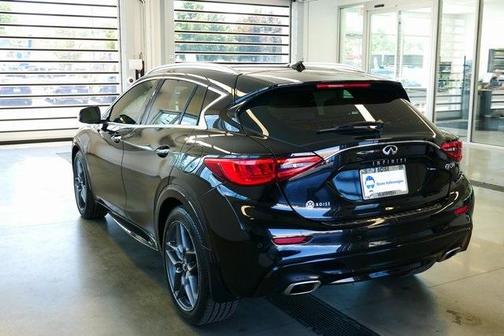 2018 INFINITI QX30 Premium