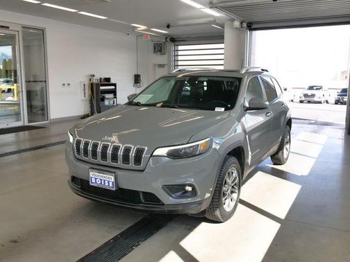 Sting Gray Clearcoat 2020 Jeep Cherokee Latitude Plus