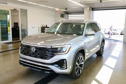 2025 Volkswagen Atlas 2.0T SEL Premium R-Line