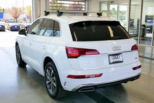 2024 Audi Q5 45 S line quattro Premium