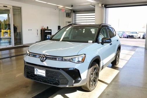 2025 Volkswagen Taos 1.5T SE Black