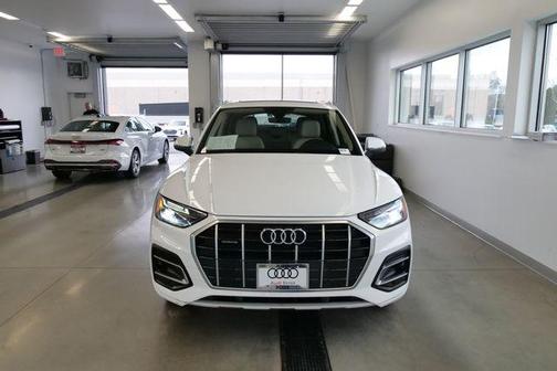 2023 Audi Q5 40 Premium