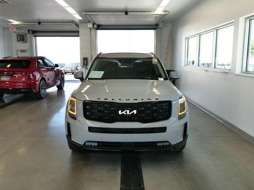 Gray 2022 Kia Telluride SX