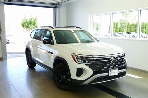 2025 Volkswagen Atlas 2.0T Peak Edition
