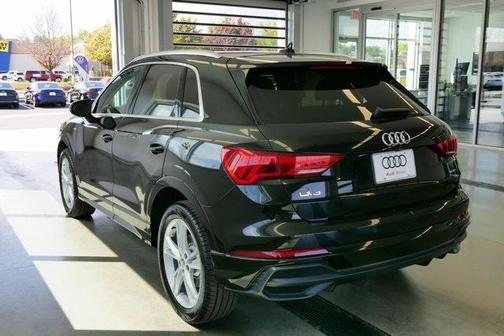 2020 Audi Q3 45 S line Premium