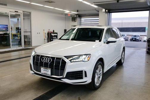 2024 Audi Q7 55 Premium Plus