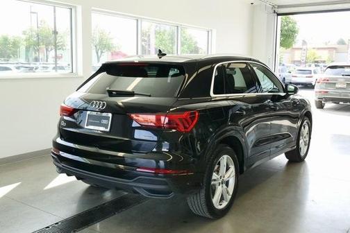 2024 Audi Q3 45 S line Premium