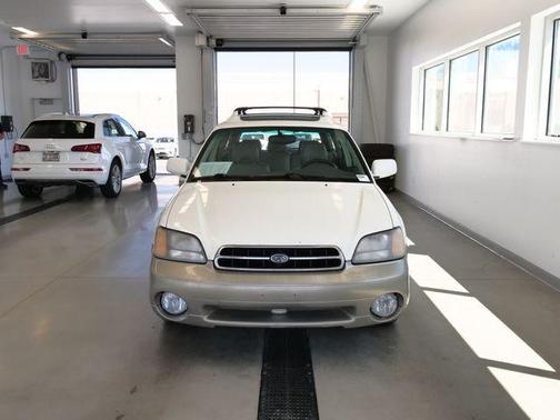 White 2000 Subaru Outback Limited