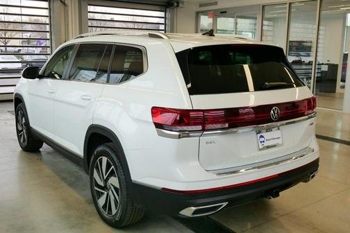 2025 Volkswagen Atlas 2.0T SEL