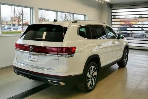 2025 Volkswagen Atlas 2.0T SEL