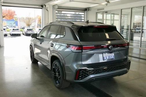 2025 Volkswagen Tiguan 2.0T SE R-Line Black