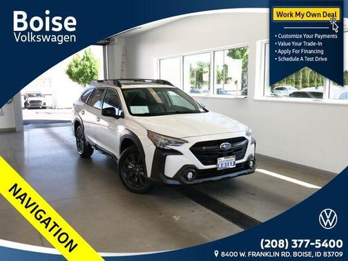 Crystal White Pearl 2023 Subaru Outback Onyx Edition
