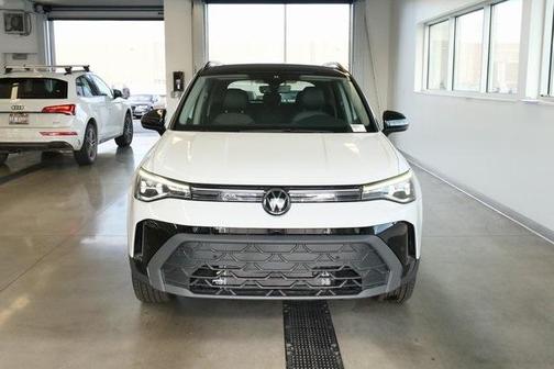 2025 Volkswagen Taos 1.5T SE Black