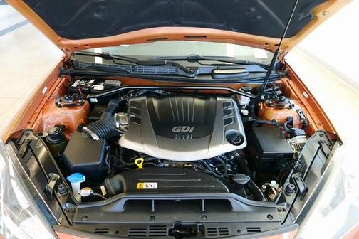 2013 Hyundai Genesis Coupe 3.8 Grand Touring