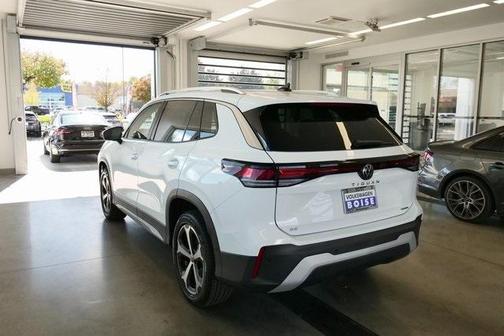 2025 Volkswagen Tiguan 2.0T SE