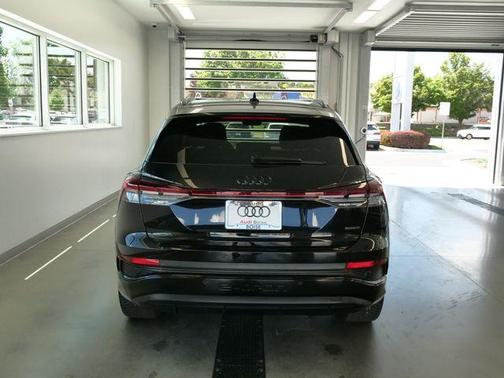 Mythos Black Metallic 2023 Audi Q4 e-tron 50 Premium Plus