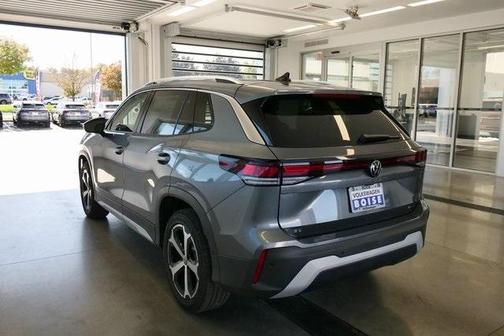 2025 Volkswagen Tiguan 2.0T SE