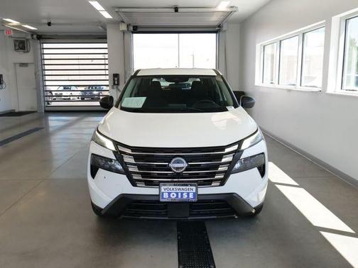 Glacier White 2024 Nissan Rogue S